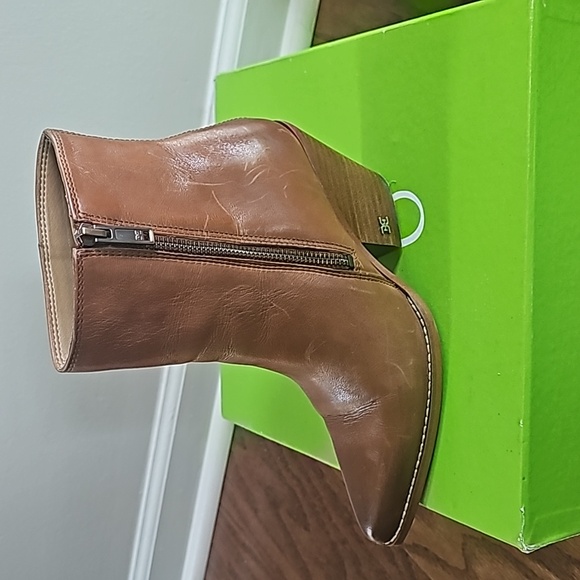 Ankle boots - Picture 2 of 3